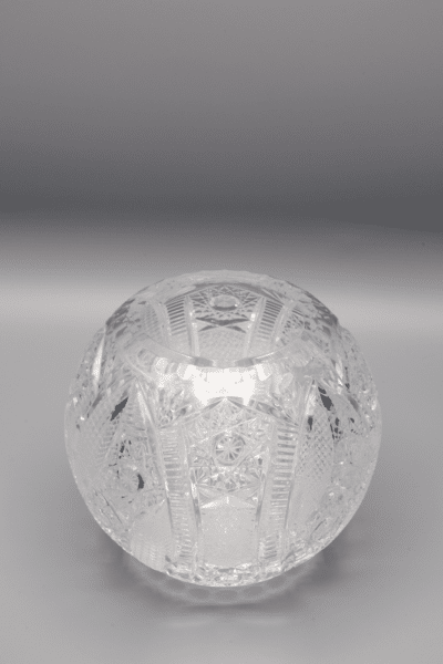 Krištáľová brúsená váza guľového tvaru ÚSVIT 14 cm