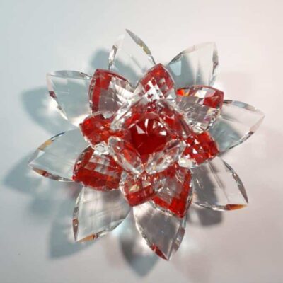 Krištálový brúsený lotosový kvet červený 15 cm